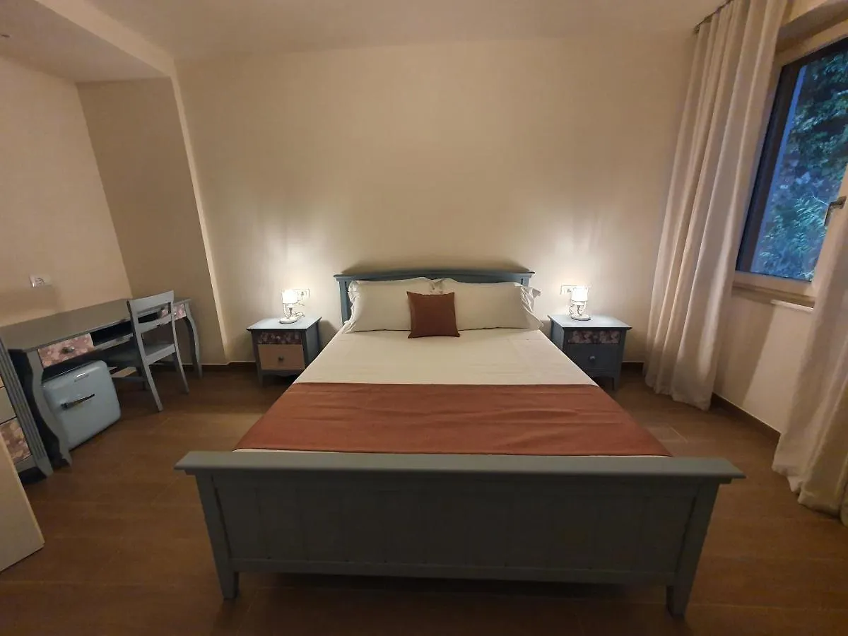 La Lampara Sirmione Bed & Breakfast