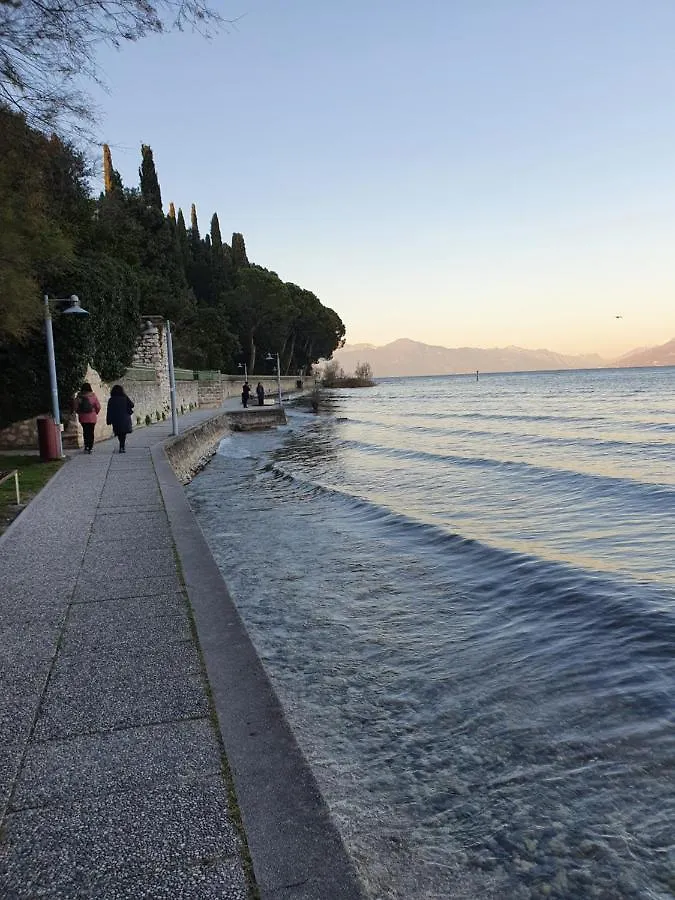 La Lampara Sirmione Bed & Breakfast