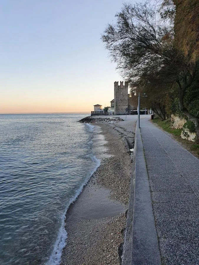 Bed & Breakfast La Lampara Sirmione Italy